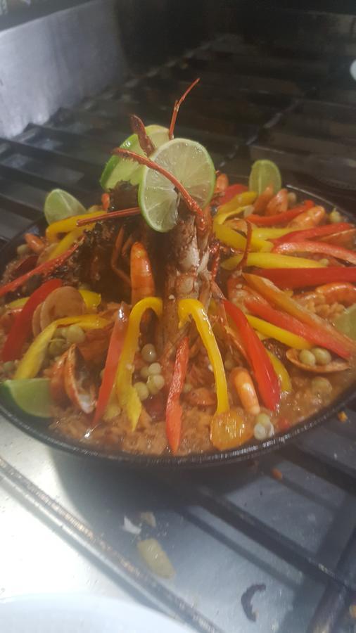 Bed & Breakfast & Restaurante Espanol Luz De Luna 3*