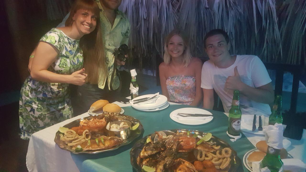 & Restaurante Espanol Luz De Luna Bed & Breakfast Boca Chica