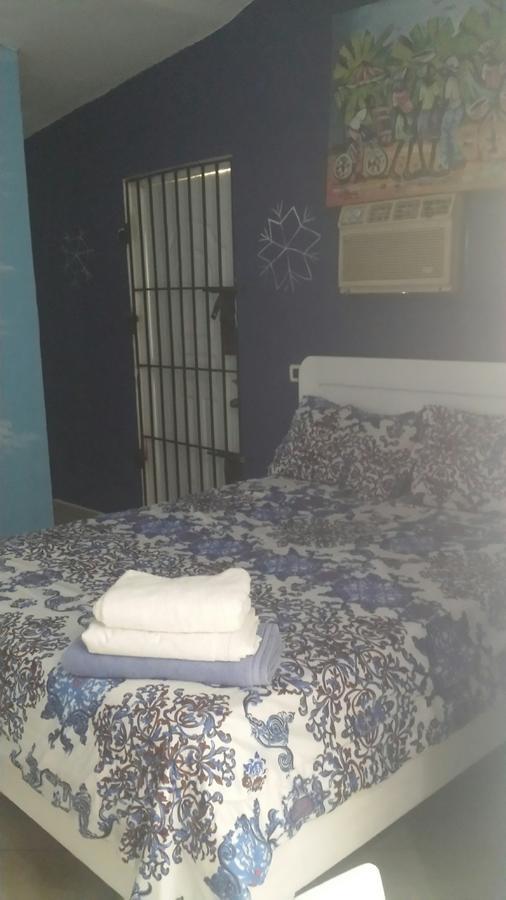 & Restaurante Espanol Luz De Luna Bed & Breakfast
