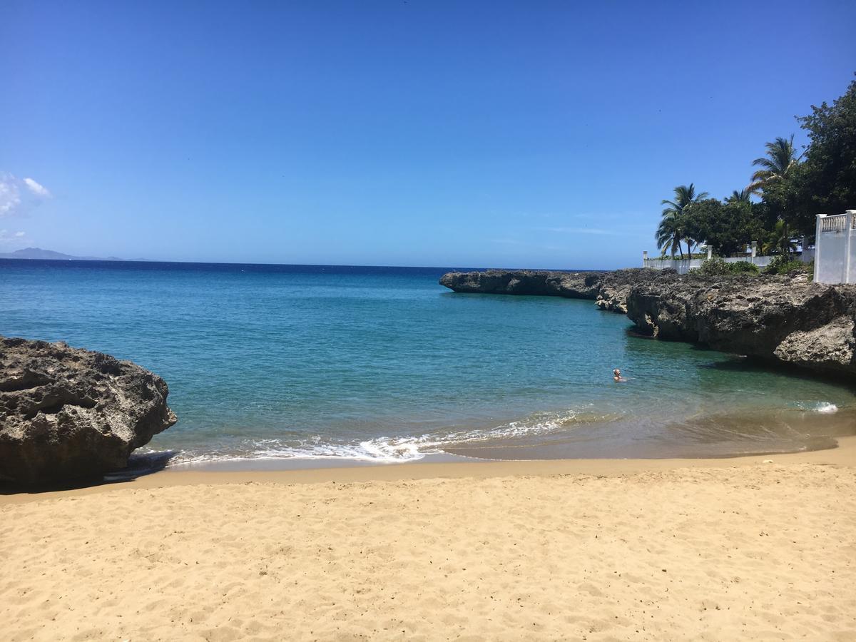 Coral Blanco Hotel
