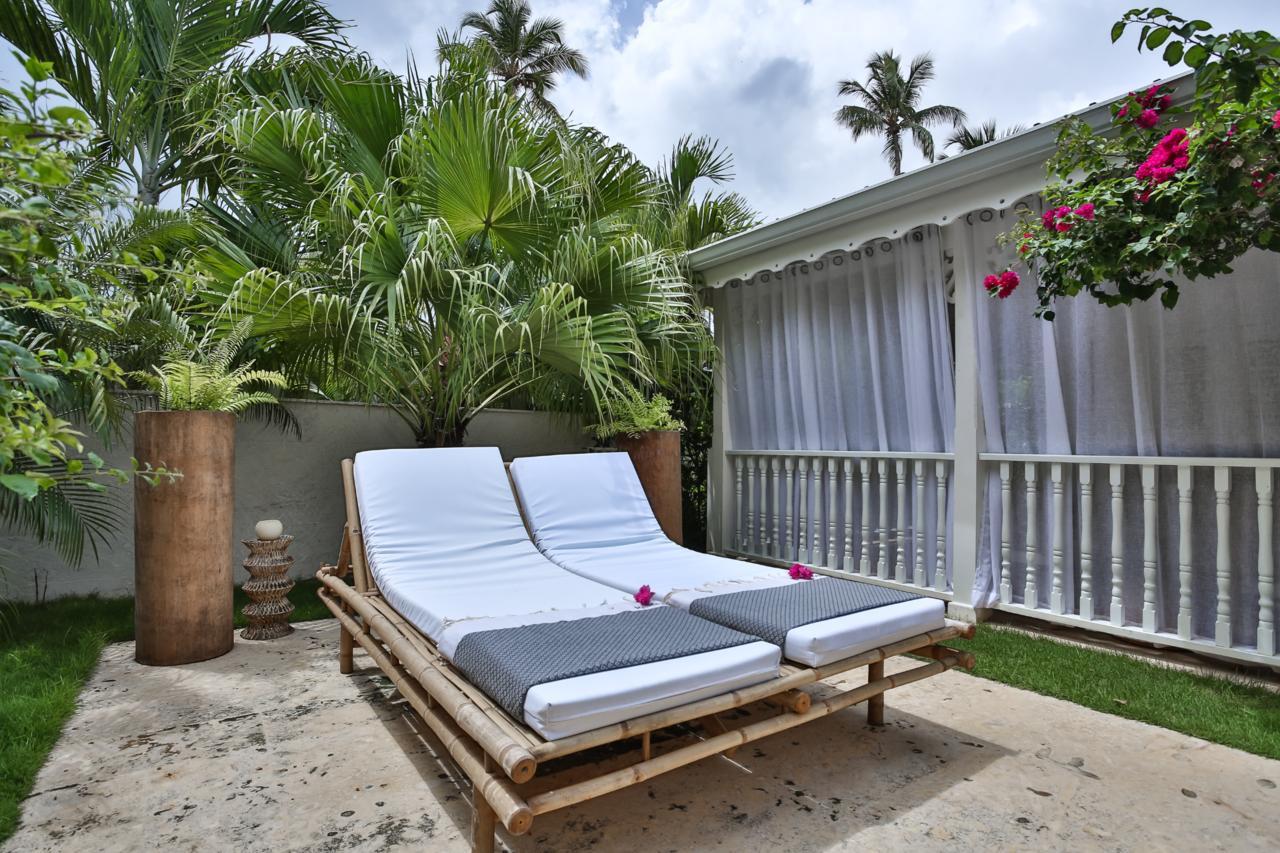 Mahona Boutique 2*