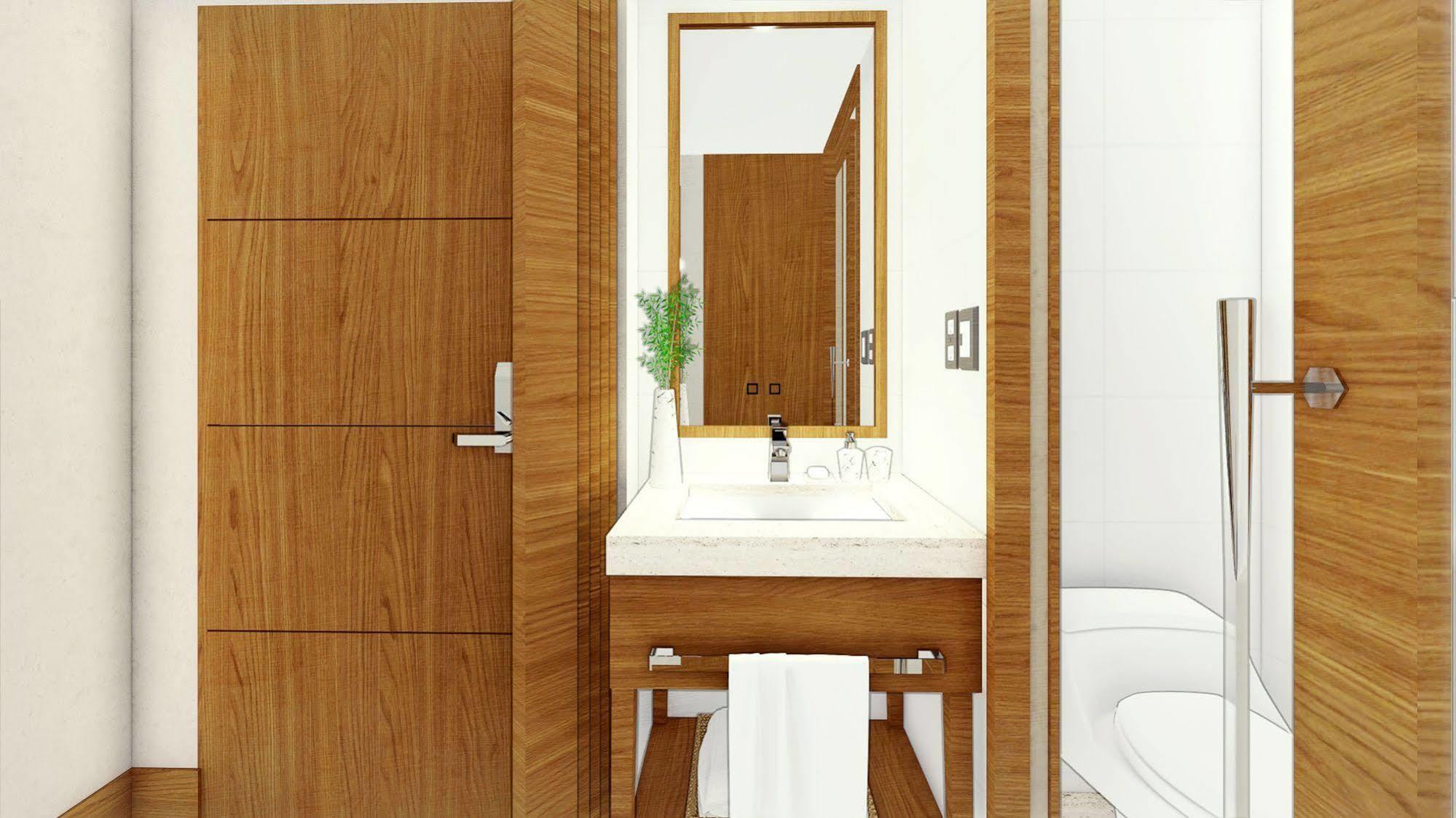 Hampton By Hilton Santo Domingo Airport 3*