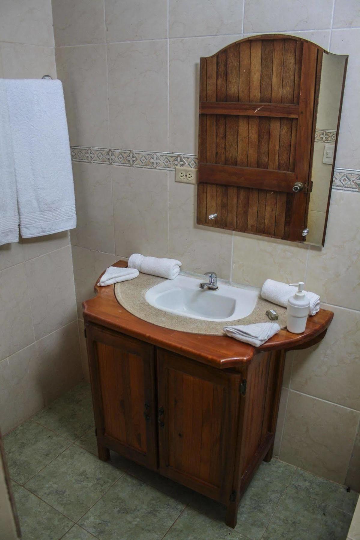 Hotel Sea Breeze 3*