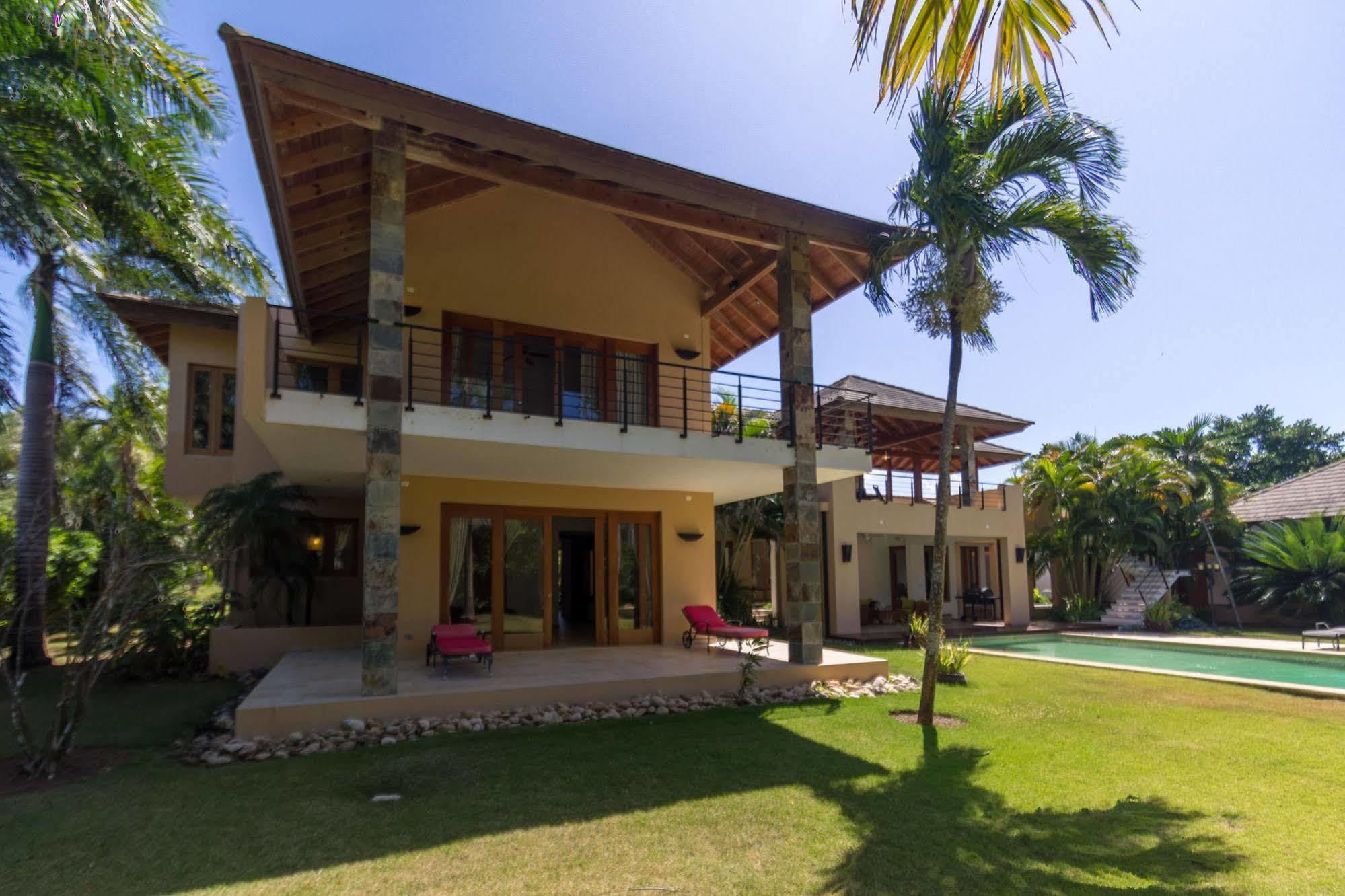 Sea Horse Ranch Villa