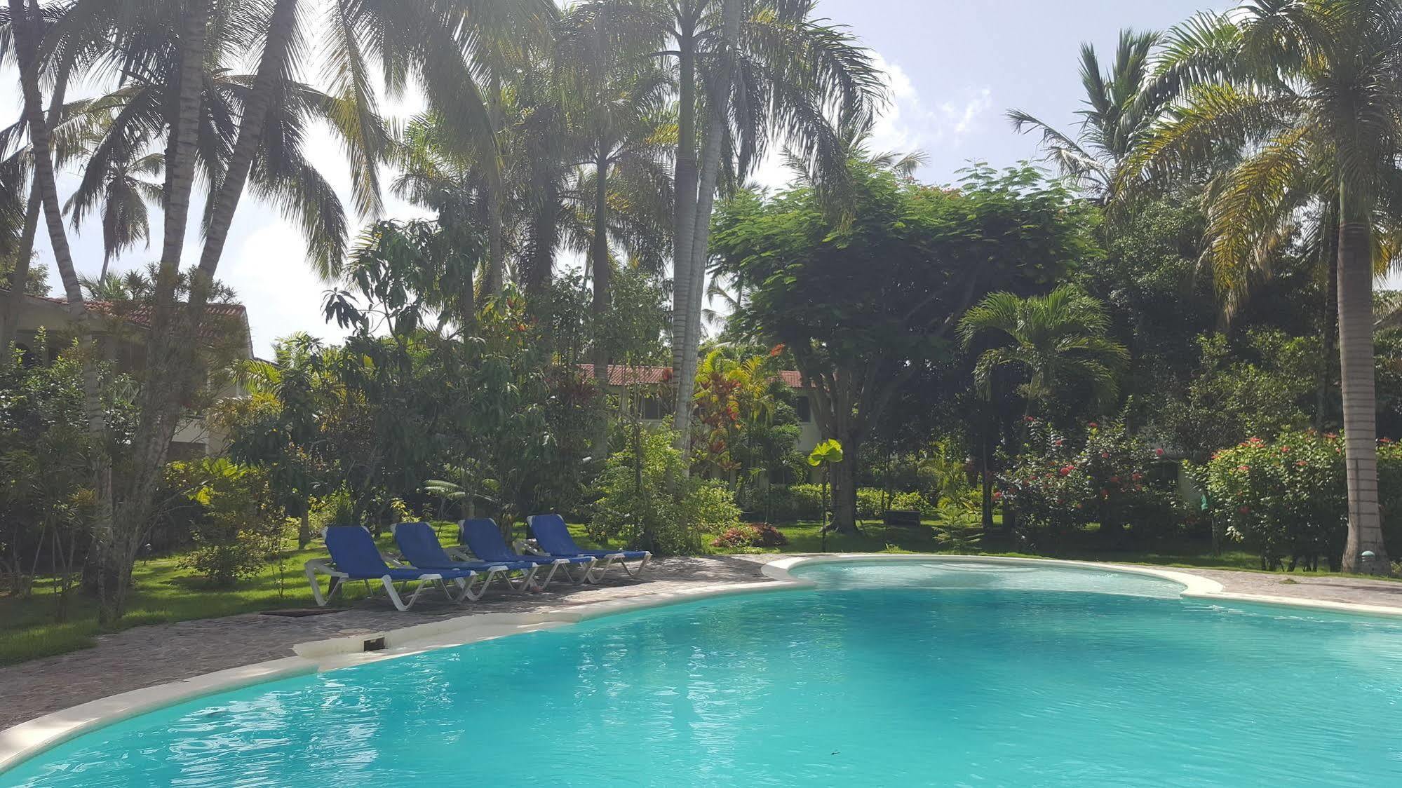 Aparthotel Oasis Terrenas 3*