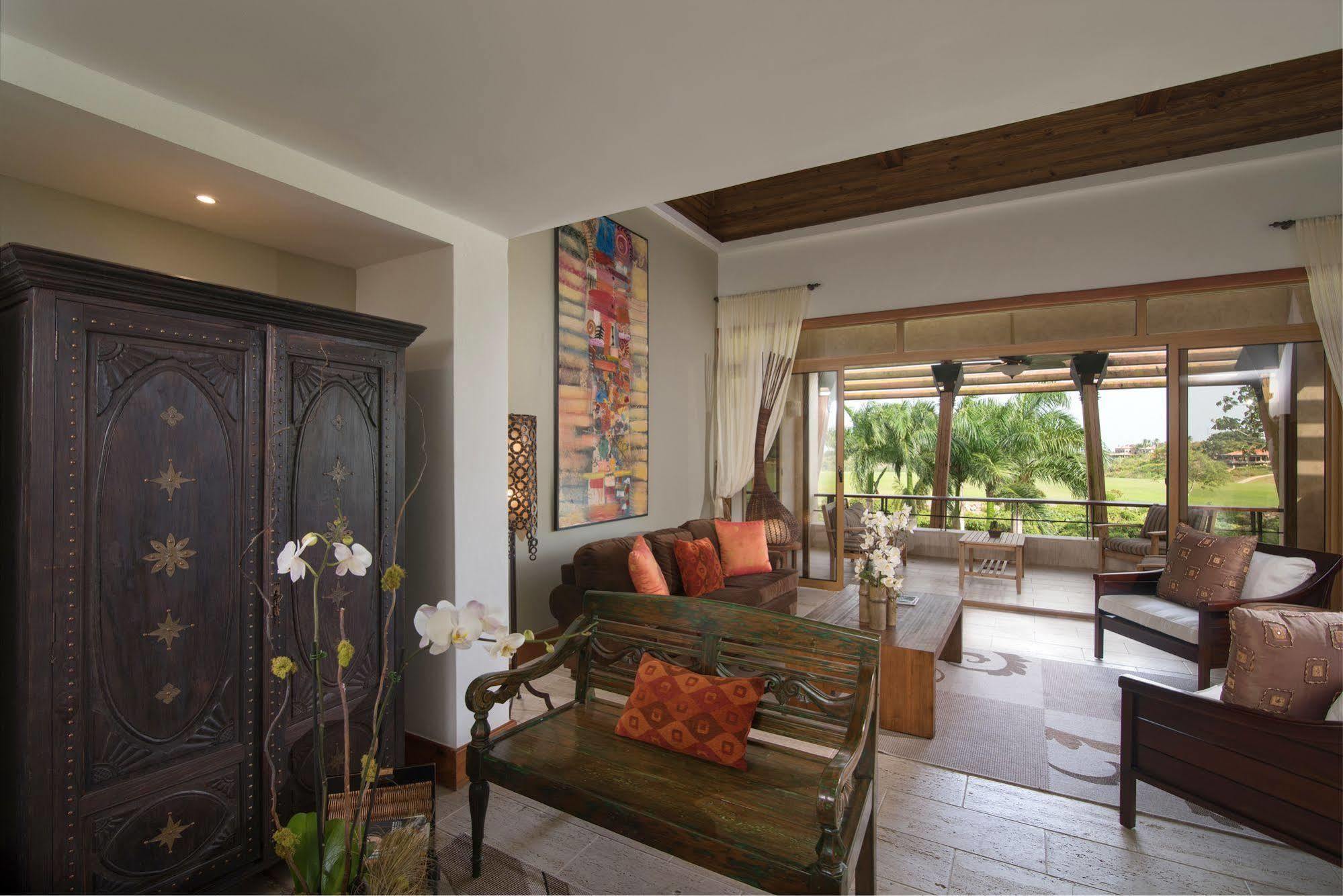 Aparthotel Los Altos Residences By Mint La Romana