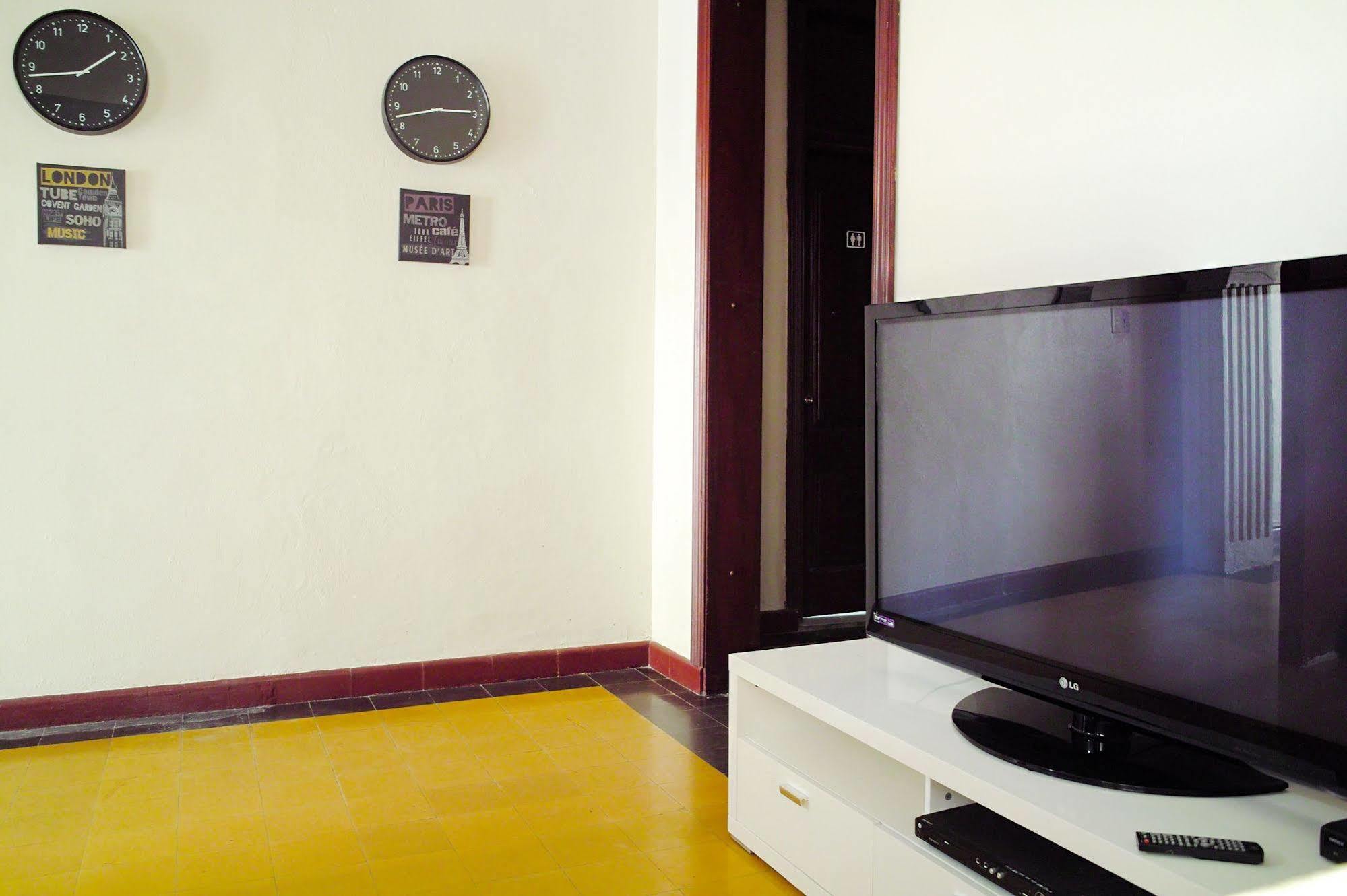 Santo Domingo Bed And Breakfast Hostel *