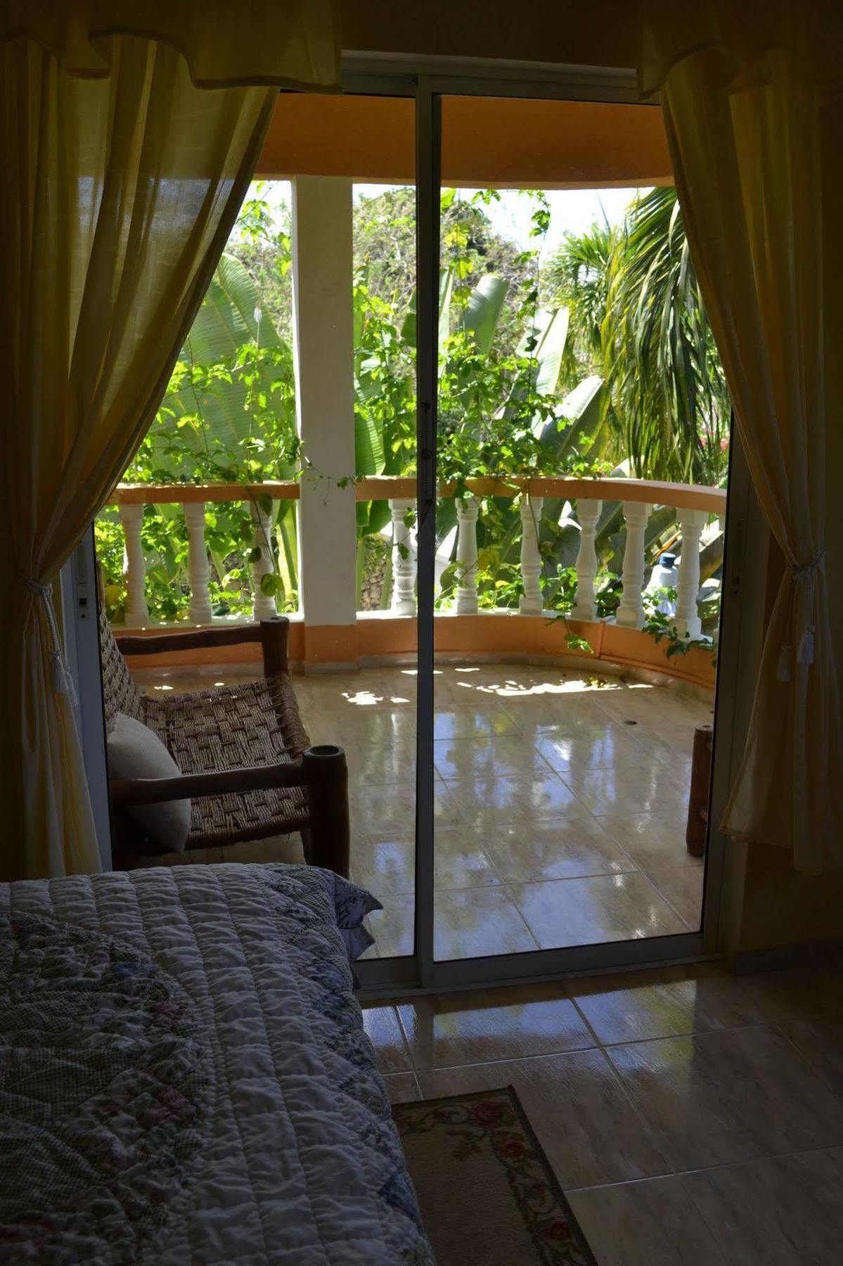 4 Bedroom Villa, Private Pool, Security, Ocean View Hotel Sosua