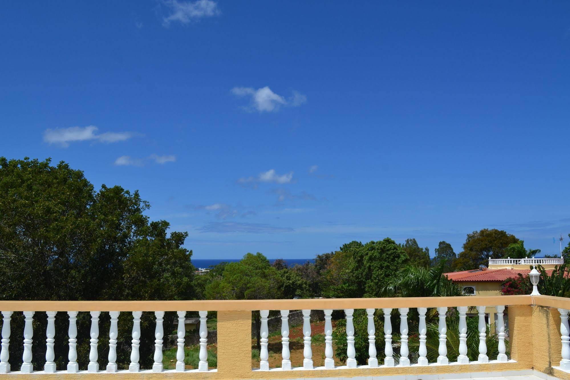 4 Bedroom Villa, Private Pool, Security, Ocean View 3*