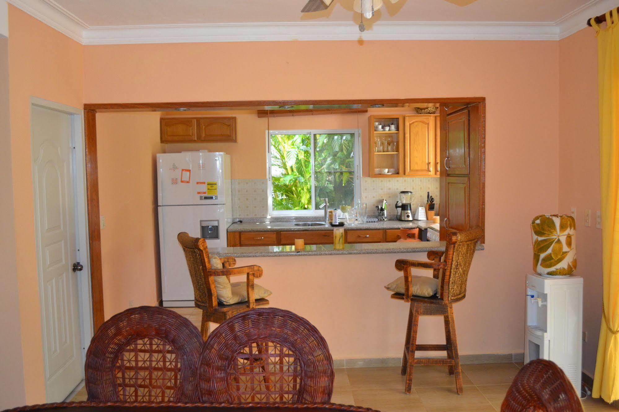 4 Bedroom Villa, Private Pool, Security, Ocean View 3*