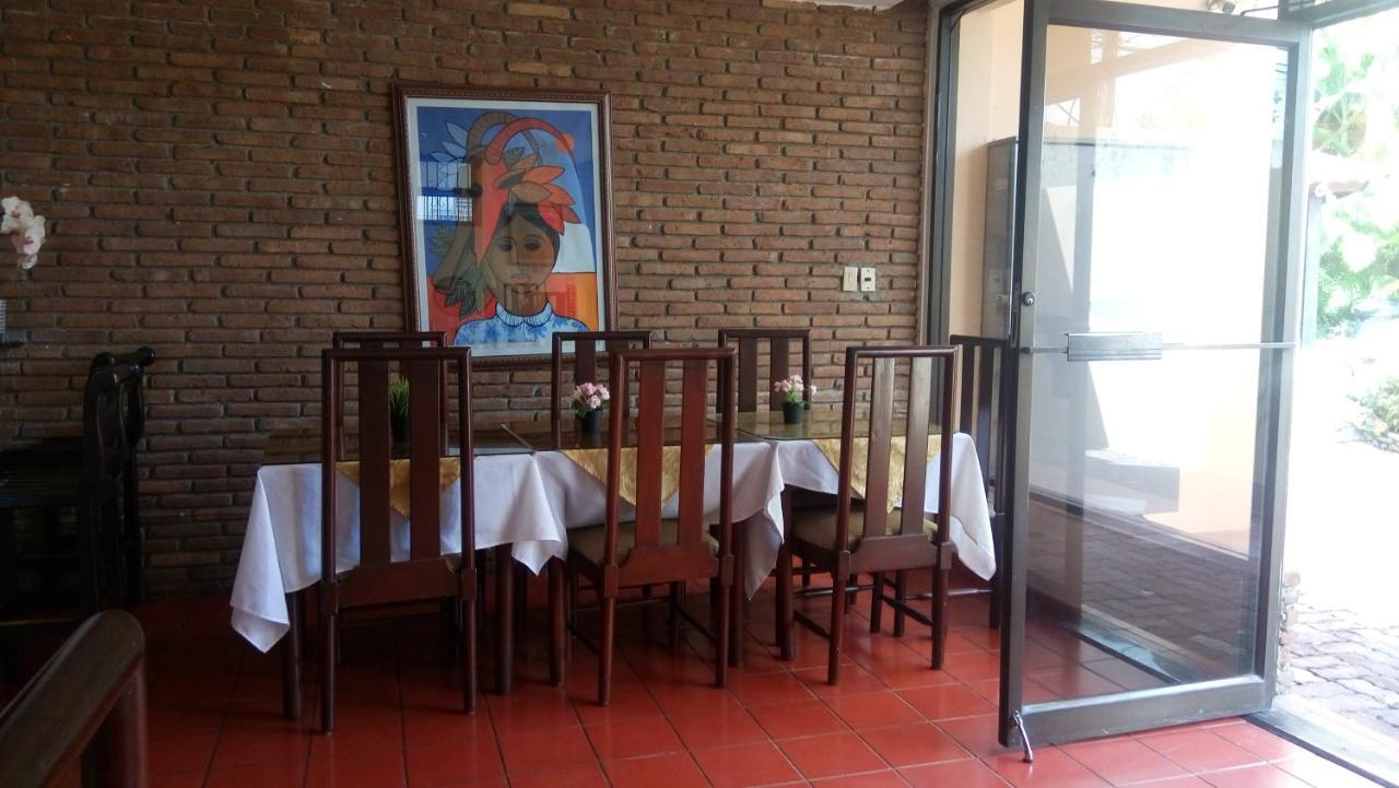 Plaza Colonial 3*