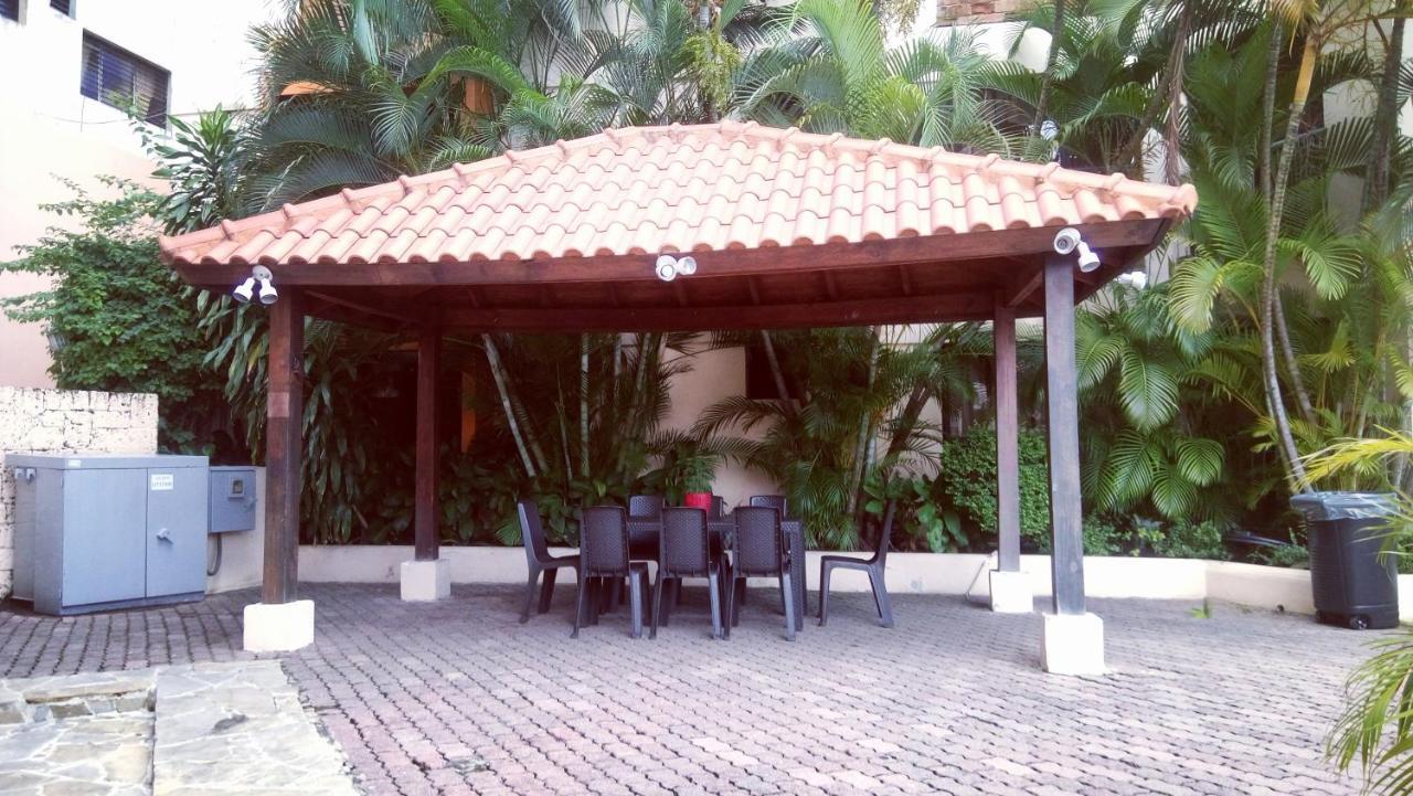 Aparthotel Plaza Colonial 3*