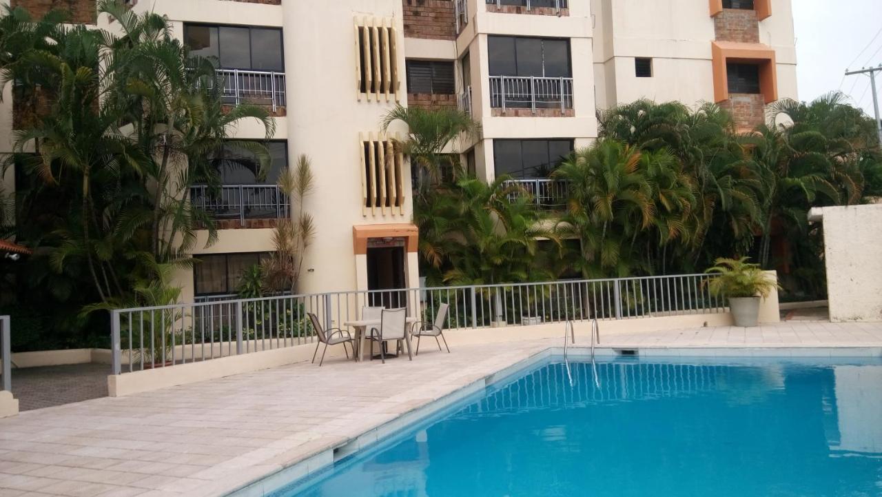 Plaza Colonial Playa Dorada