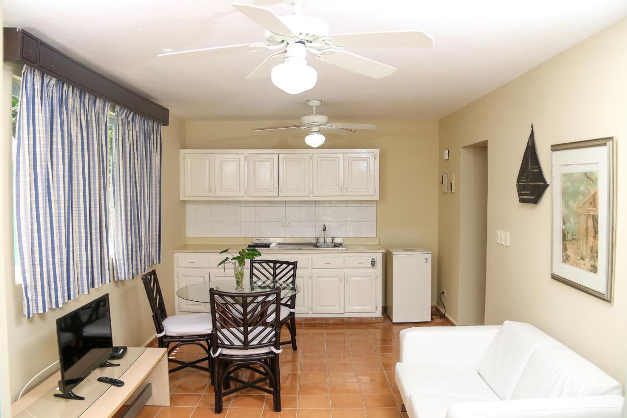 Victorian House 3* Sosua