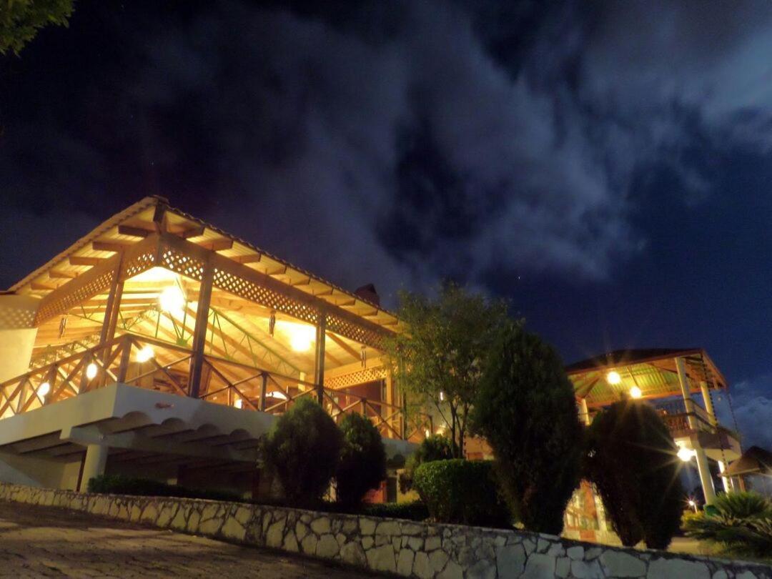 Lodge Altocerro