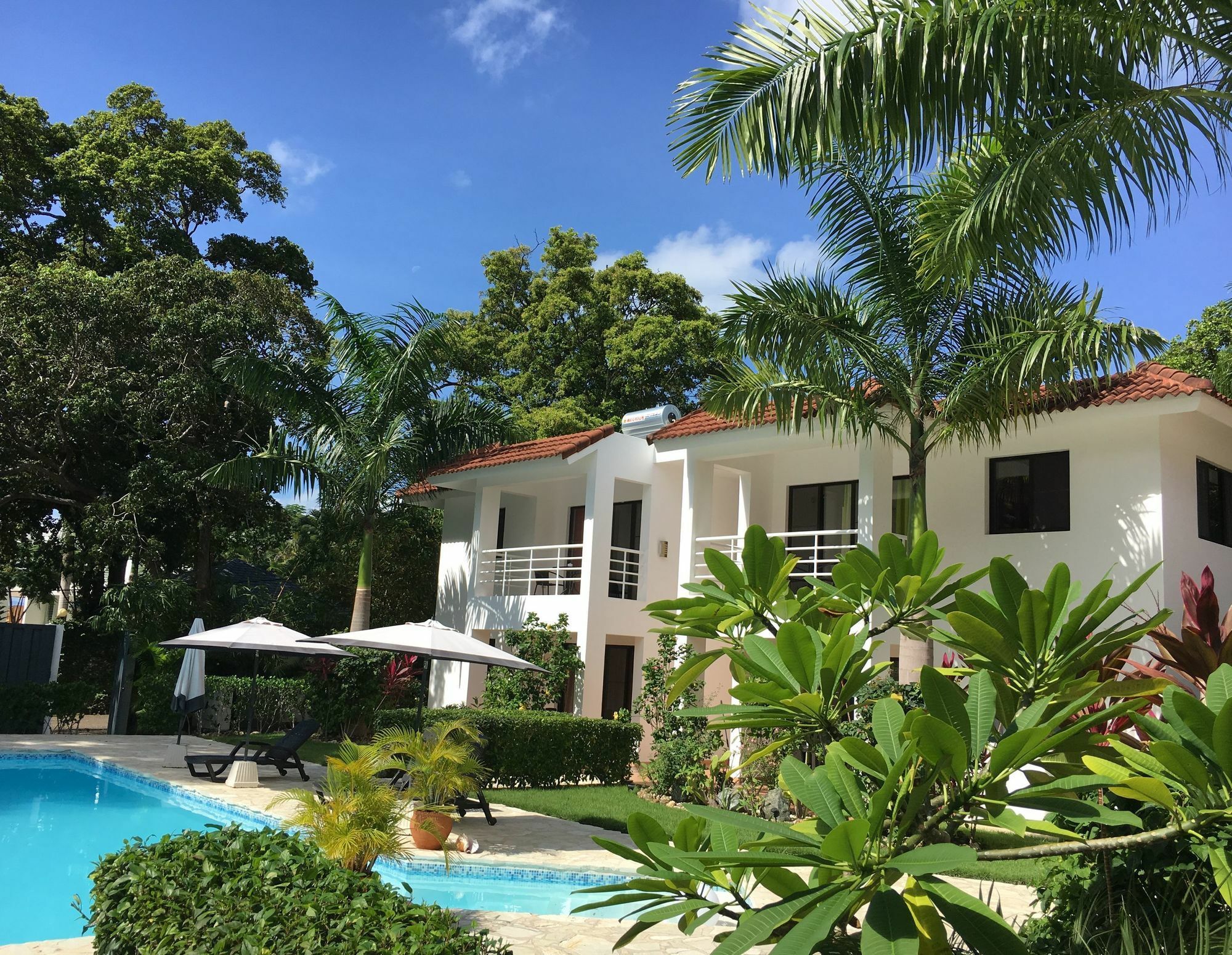 Coral Blanco Hotel