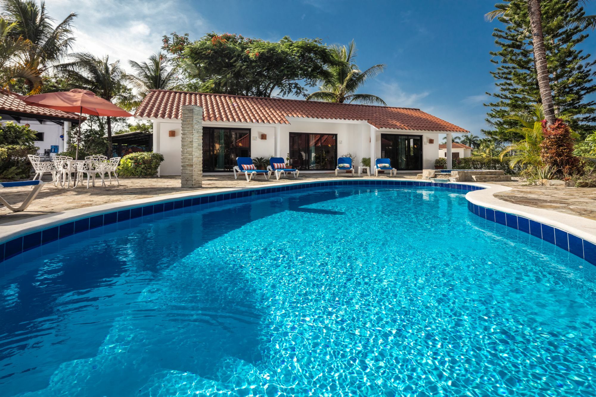 Bed & Breakfast Garden By The Sea 4*