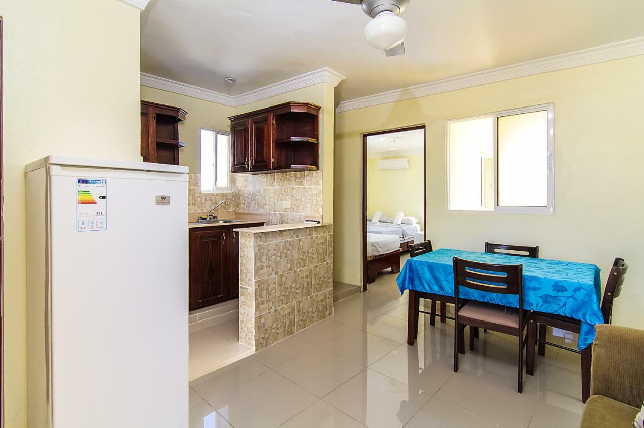 Aparthotel Tropical Island 3*