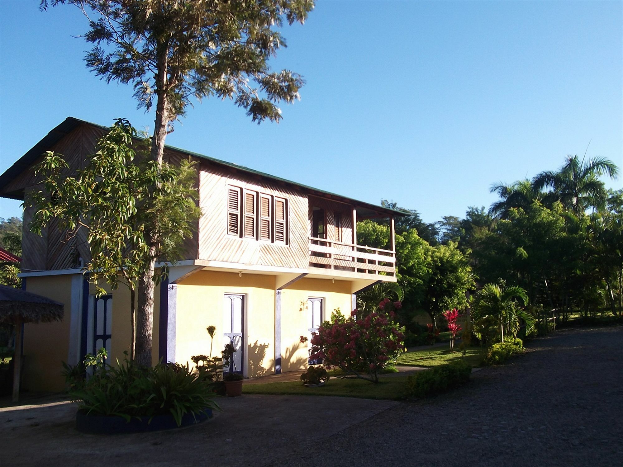 Los Bohios Campo Anil Farm stay *