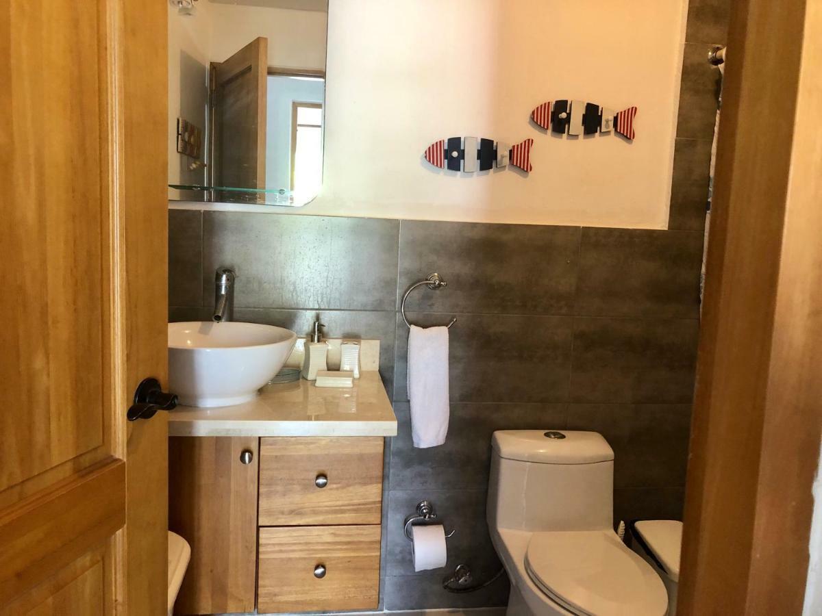 Apartment 2br Beach Apt @cadaquescaribe