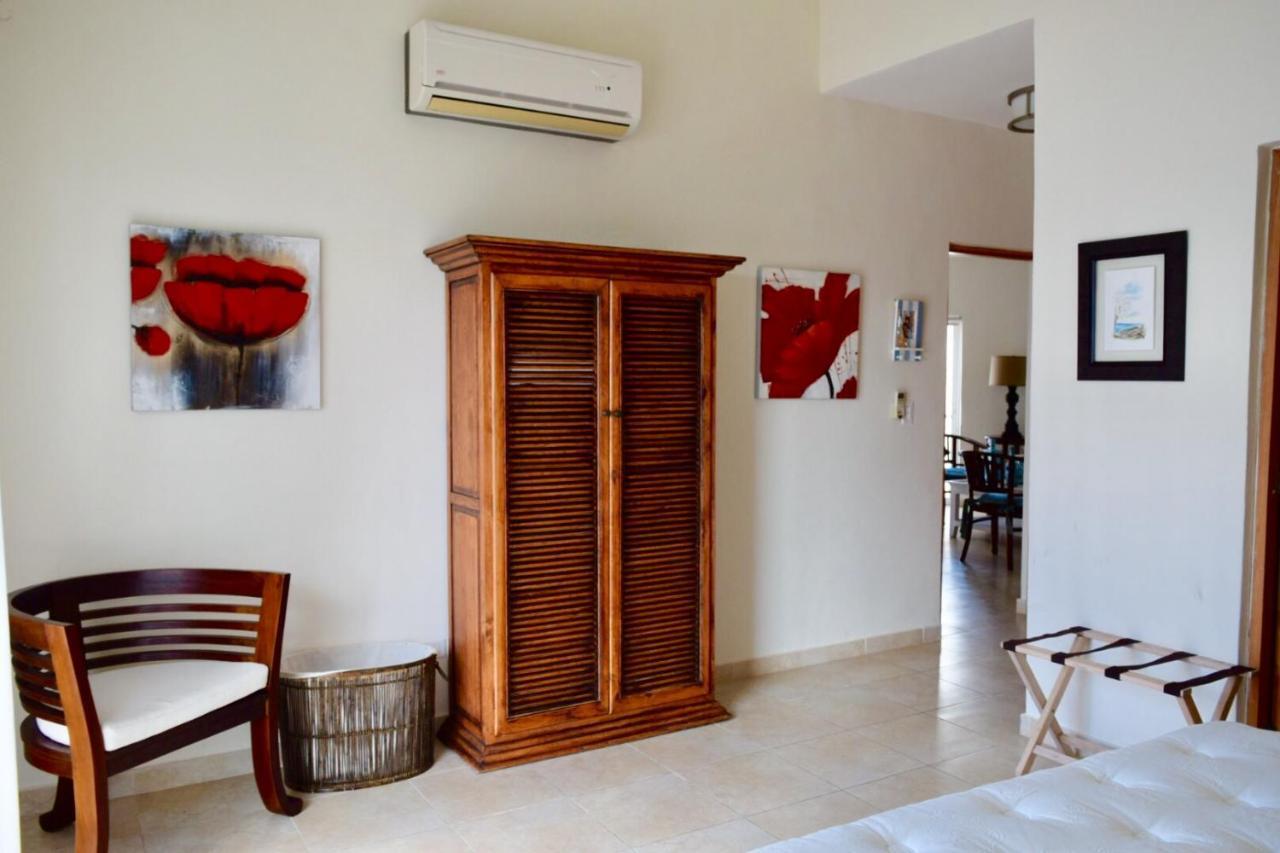 Amazing Views 2br @cadaquescaribe