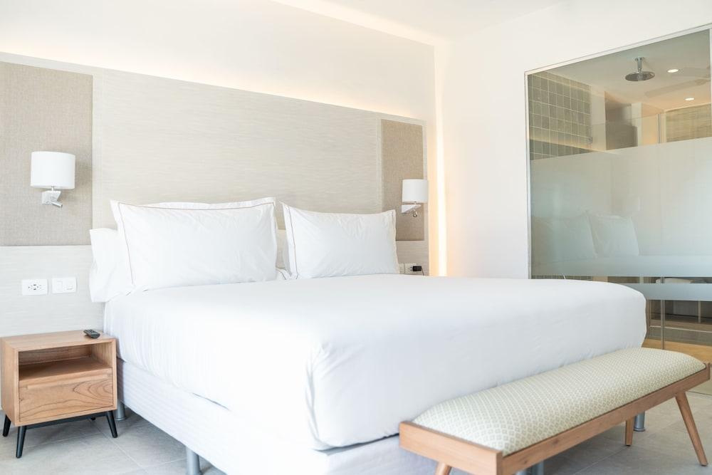 Senator Vip Hotel
