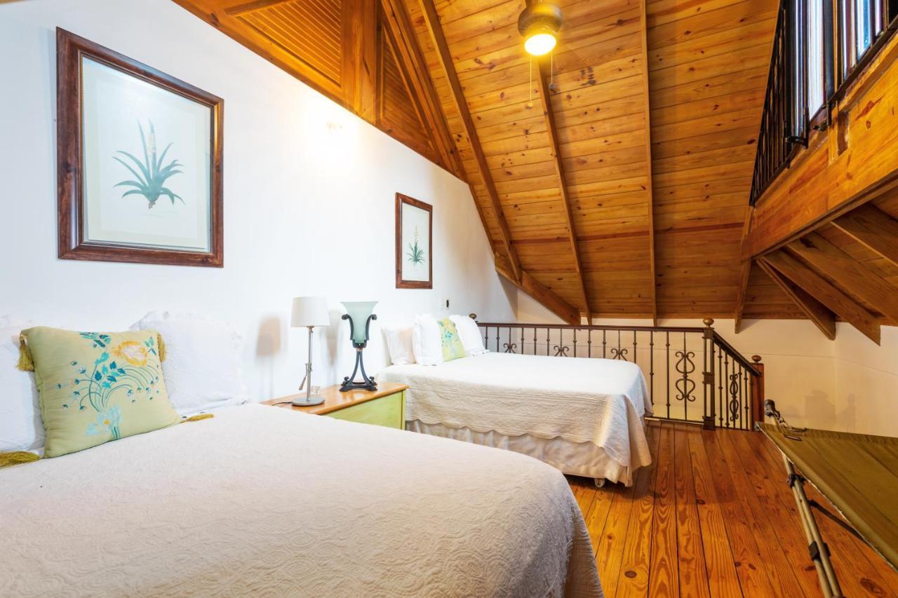 Sea Horse Ranch Villa