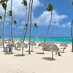 Resort Tropical Villas Beach Club And Spa