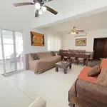 Resort Tropical Villas Beach Club And Spa
