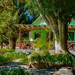 Hotel Rancho Constanza & Cabanas De La Montana