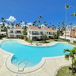 Los Corales Villas & Apartments Resort Wifi Beach Club & Spa