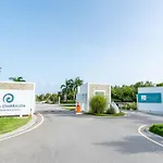 Aqua Esmeralda Luxury Beach Front Apartment