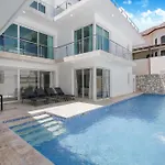 Luxury Villa In Bavaro Just On The Beach