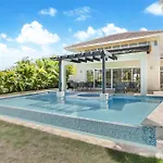 Stunning 3-Bedroom Villa With Pool, Jacuzzi And Maid Near Bavaro Beach