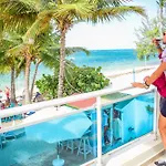 Green Coast Beach Hotel