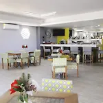 Hotel Capriccio Mare Y Restaurante