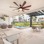 Apt With Picuzzi In Cap Cana At Punta Palmera Ba5