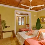 Chalet Tropical Hotel & Restaurant-Pizzeria