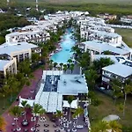 Best Vacation Suite Room Ocean Front