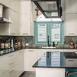 Renovated Condo At The Beach Close To Everything