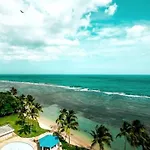 Luxury Beachfront 2Br At Las Olas, Juan Dolio