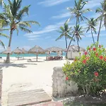 Tropicana Suites Deluxe Playa Los Corales