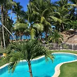 Las Cayenas Beach Hotel