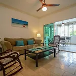 Los Almendros Apartment