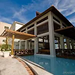 Aquamarina Luxury Residences