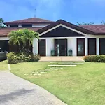 4-Bedroom Casa Palmar
