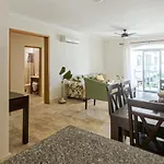 Beach Residence B2