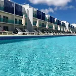 Coral House Suites