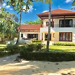 4-Bedroom Casa Palmar