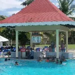 Fun Tropicale Beach Resort